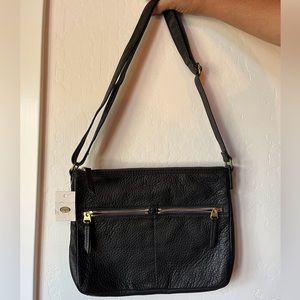 NWT FOSSIL “Erin” Crossbody Leather Bag